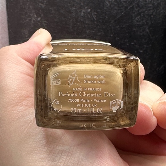 Dior Forever Natural Nude Foundation - Tan 4W0 - 30 ML / 1 Fluid Ounce - Picture 8 of 9